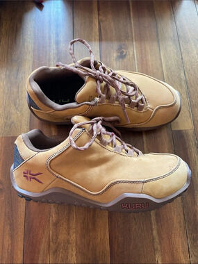 KURU Chicane trail hiking shoes tan leather women’s size 7